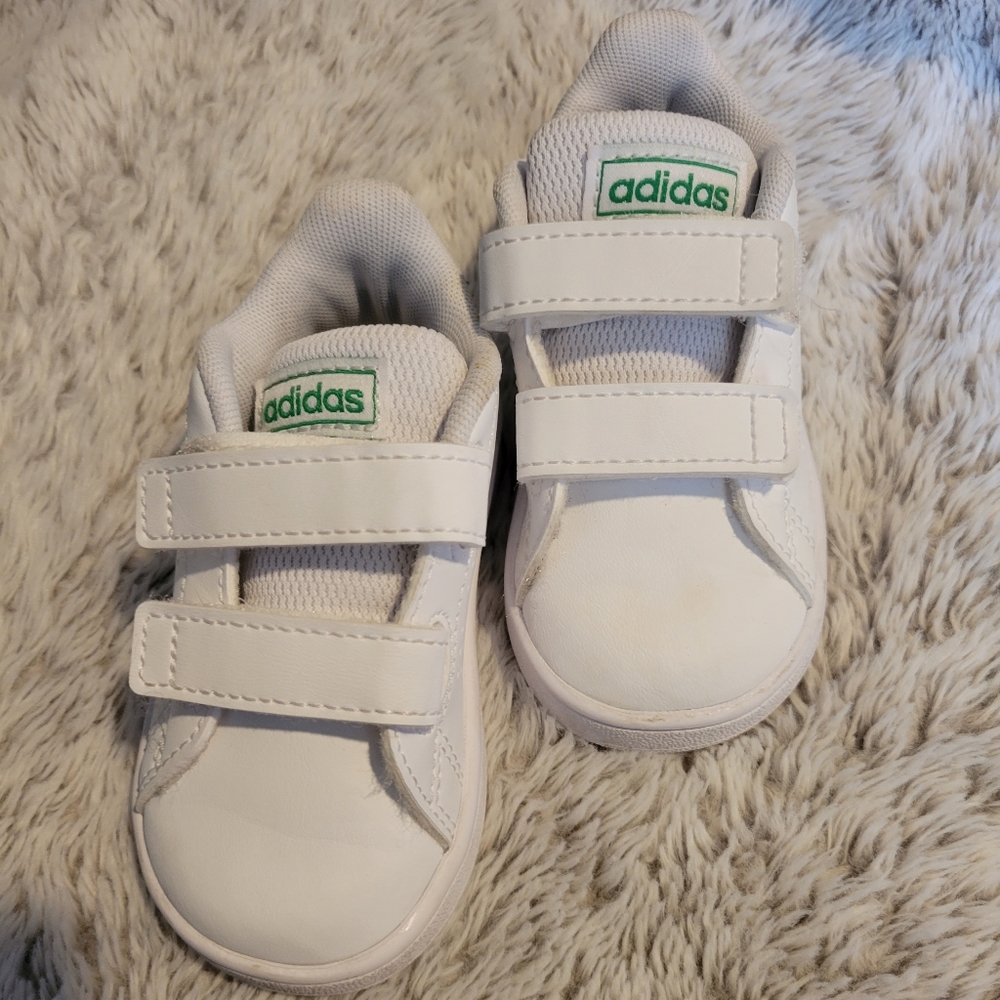 Toddler addidas sneakers